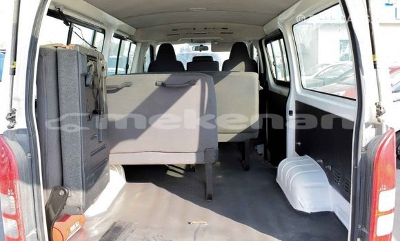 Buy Import Toyota Hiace White Car in Import - Dubai in Aragatsotn Buy Import Toyota Hiace White Car in Import - Dubai in Aragatsotn