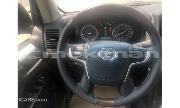 Buy Import Toyota Land Cruiser Other Car in Import - Dubai in Aragatsotn Buy Import Toyota Land Cruiser Other Car in Import - Dubai in Aragatsotn