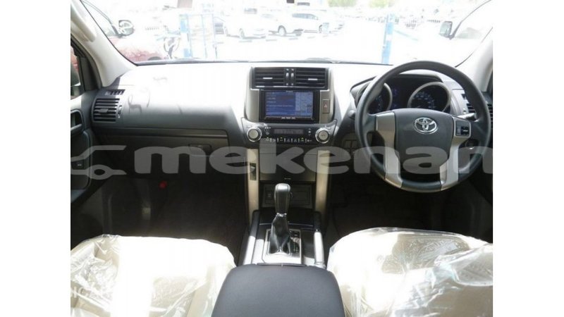 Big with watermark toyota prado aragatsotn import dubai 2394