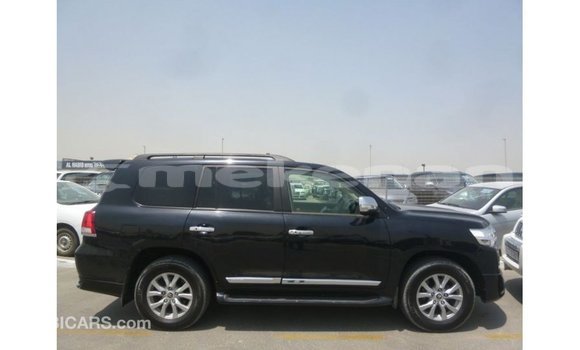 Buy Import Toyota Land Cruiser Black Car in Import - Dubai in Aragatsotn Buy Import Toyota Land Cruiser Black Car in Import - Dubai in Aragatsotn