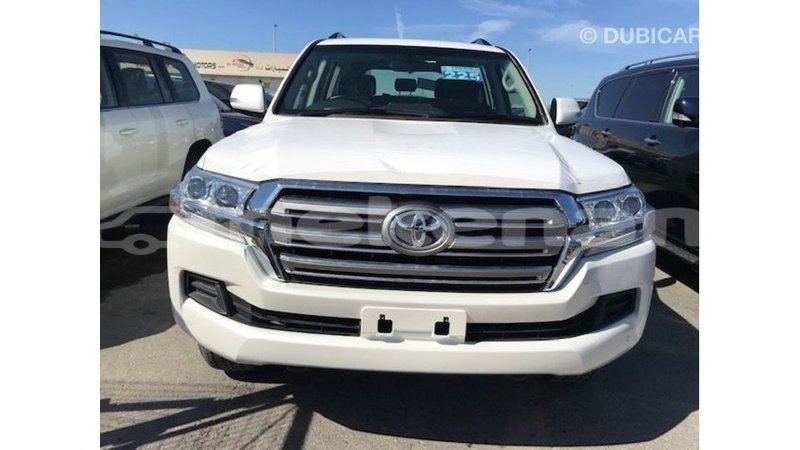 Big with watermark toyota land cruiser aragatsotn import dubai 2398