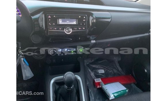 Buy Import Toyota Hilux Black Car in Import - Dubai in Aragatsotn Buy Import Toyota Hilux Black Car in Import - Dubai in Aragatsotn