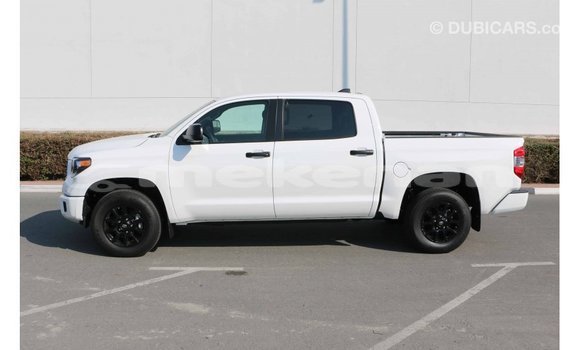 Buy Import Toyota Tundra White Car in Import - Dubai in Aragatsotn Buy Import Toyota Tundra White Car in Import - Dubai in Aragatsotn