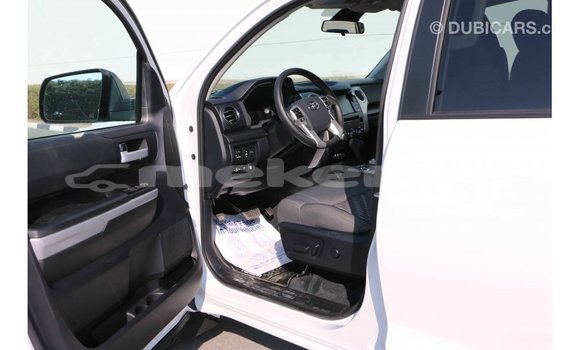 Buy Import Toyota Tundra White Car in Import - Dubai in Aragatsotn Buy Import Toyota Tundra White Car in Import - Dubai in Aragatsotn