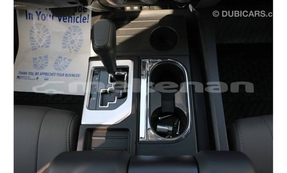 Buy Import Toyota Tundra White Car in Import - Dubai in Aragatsotn Buy Import Toyota Tundra White Car in Import - Dubai in Aragatsotn