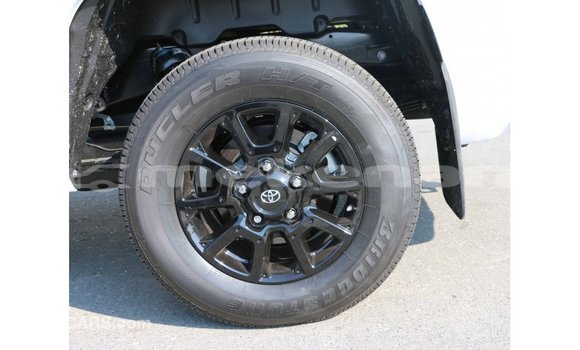 Buy Import Toyota Tundra White Car in Import - Dubai in Aragatsotn Buy Import Toyota Tundra White Car in Import - Dubai in Aragatsotn