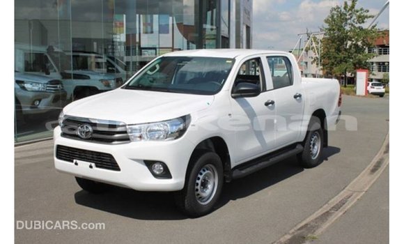 Buy Import Toyota Hilux White Car in Import - Dubai in Aragatsotn Buy Import Toyota Hilux White Car in Import - Dubai in Aragatsotn