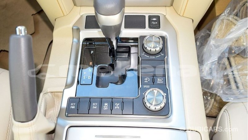 Big with watermark toyota land cruiser aragatsotn import dubai 2414