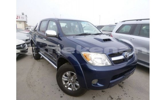 Buy Import Toyota Hilux Blue Car in Import - Dubai in Aragatsotn Buy Import Toyota Hilux Blue Car in Import - Dubai in Aragatsotn