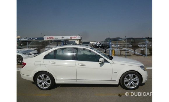 Buy Import Mercedes-Benz 200 White Car in Import - Dubai in Aragatsotn Buy Import Mercedes-Benz 200 White Car in Import - Dubai in Aragatsotn