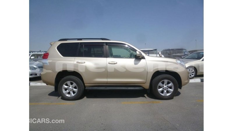 Big with watermark toyota prado aragatsotn import dubai 2424