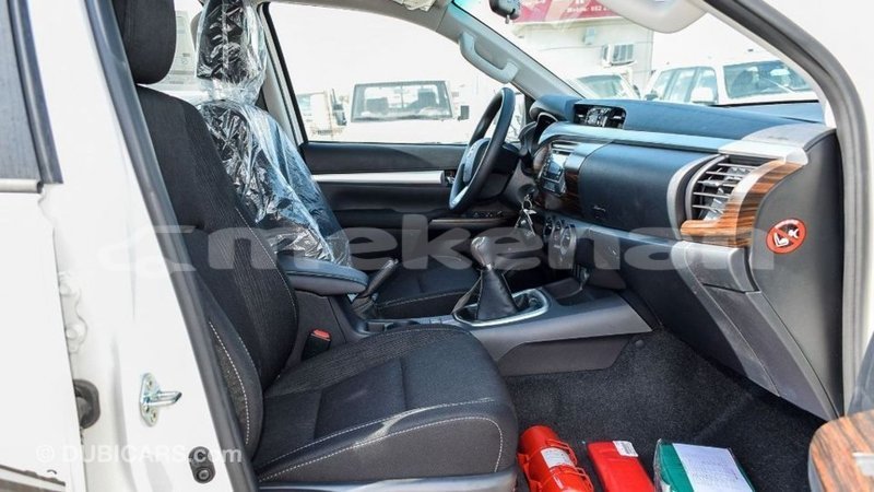 Big with watermark toyota hilux aragatsotn import dubai 2429