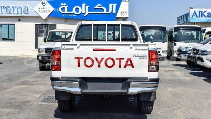 Big with watermark toyota hilux aragatsotn import dubai 2429