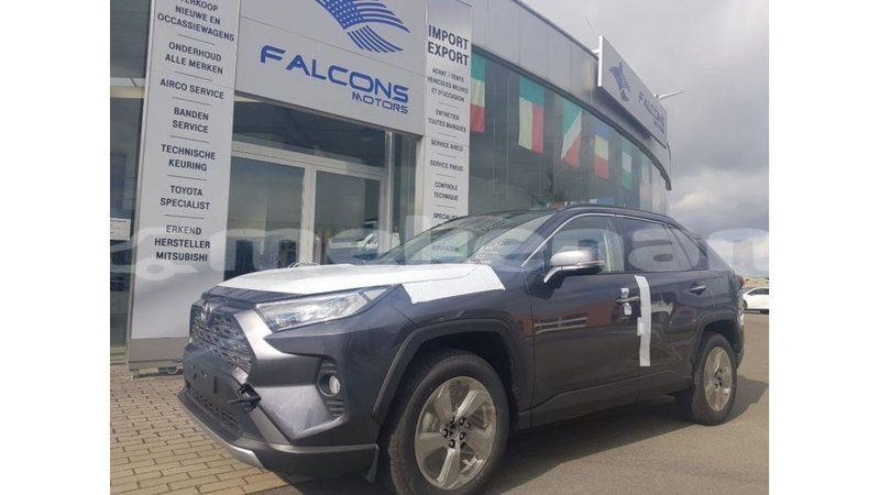 Big with watermark toyota 4runner aragatsotn import dubai 2431