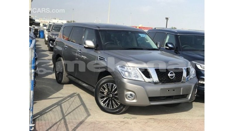 Big with watermark nissan patrol aragatsotn import dubai 2434