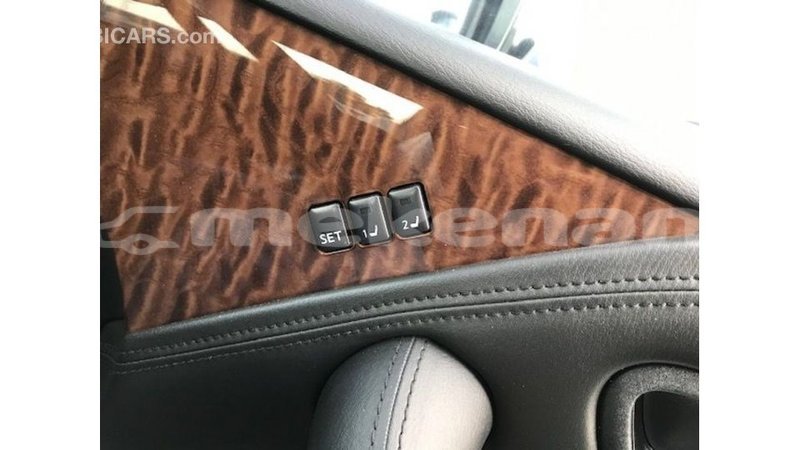 Big with watermark nissan patrol aragatsotn import dubai 2434