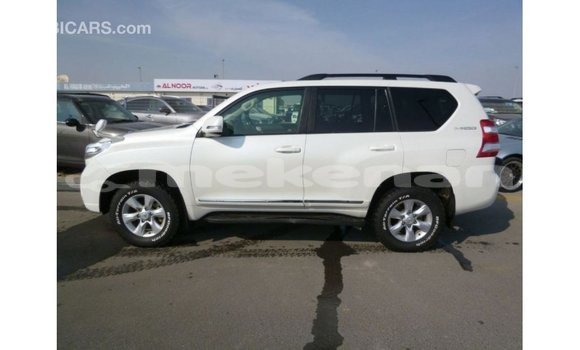 Buy Import Toyota Prado White Car in Import - Dubai in Aragatsotn Buy Import Toyota Prado White Car in Import - Dubai in Aragatsotn