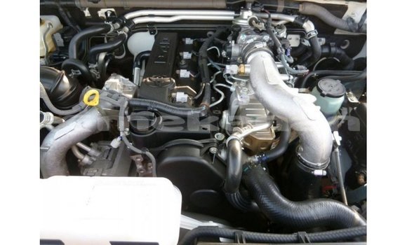 Buy Import Toyota Prado White Car in Import - Dubai in Aragatsotn Buy Import Toyota Prado White Car in Import - Dubai in Aragatsotn