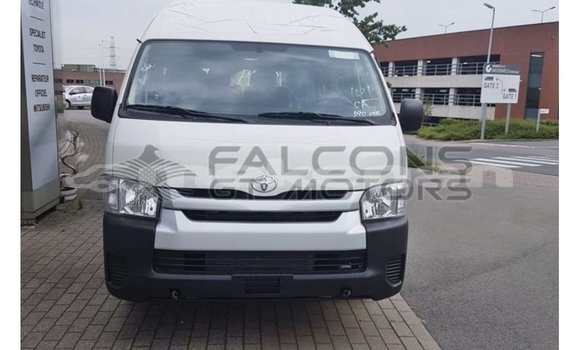Buy Import Toyota Hiace White Car in Import - Dubai in Aragatsotn Buy Import Toyota Hiace White Car in Import - Dubai in Aragatsotn