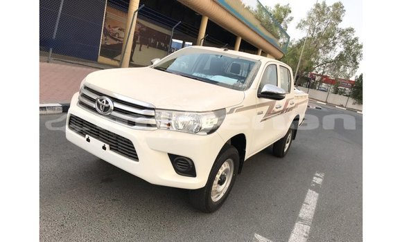 Buy Import Toyota Hilux White Car in Import - Dubai in Aragatsotn Buy Import Toyota Hilux White Car in Import - Dubai in Aragatsotn