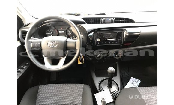 Buy Import Toyota Hilux White Car in Import - Dubai in Aragatsotn Buy Import Toyota Hilux White Car in Import - Dubai in Aragatsotn