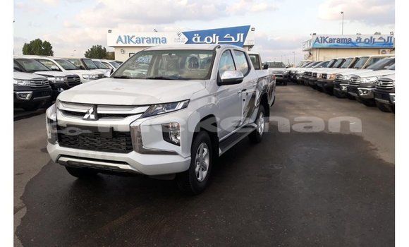 Buy Import Mitsubishi L200 White Car in Import - Dubai in Aragatsotn Buy Import Mitsubishi L200 White Car in Import - Dubai in Aragatsotn