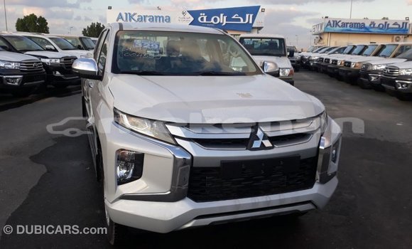 Buy Import Mitsubishi L200 White Car in Import - Dubai in Aragatsotn Buy Import Mitsubishi L200 White Car in Import - Dubai in Aragatsotn