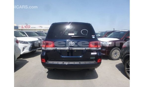 Buy Import Toyota Land Cruiser Blue Car in Import - Dubai in Aragatsotn Buy Import Toyota Land Cruiser Blue Car in Import - Dubai in Aragatsotn