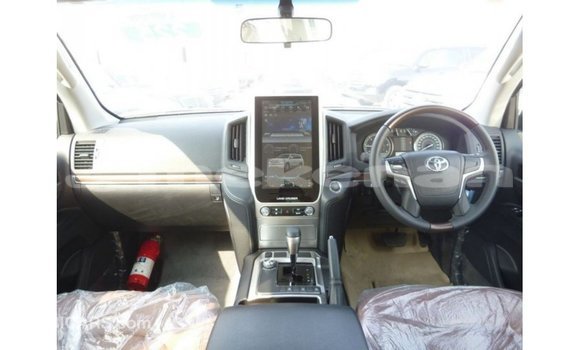 Buy Import Toyota Land Cruiser Black Car in Import - Dubai in Aragatsotn Buy Import Toyota Land Cruiser Black Car in Import - Dubai in Aragatsotn