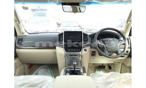 Buy Import Toyota Land Cruiser Black Car in Import - Dubai in Aragatsotn Buy Import Toyota Land Cruiser Black Car in Import - Dubai in Aragatsotn