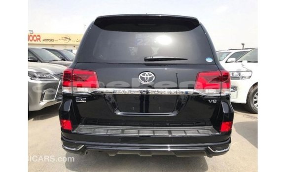 Buy Import Toyota Land Cruiser Black Car in Import - Dubai in Aragatsotn Buy Import Toyota Land Cruiser Black Car in Import - Dubai in Aragatsotn