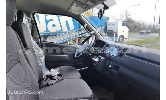 Buy Import Toyota Hiace White Car in Import - Dubai in Aragatsotn Buy Import Toyota Hiace White Car in Import - Dubai in Aragatsotn