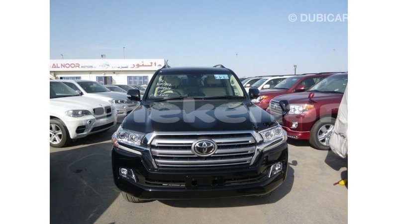 Big with watermark toyota land cruiser aragatsotn import dubai 2479