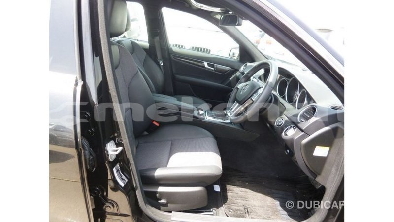 Big with watermark mercedes benz 200 aragatsotn import dubai 2484