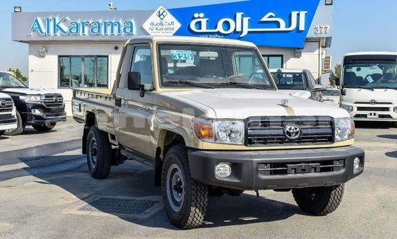 Buy Import Toyota Land Cruiser Beige Car in Import - Dubai in Aragatsotn Buy Import Toyota Land Cruiser Beige Car in Import - Dubai in Aragatsotn