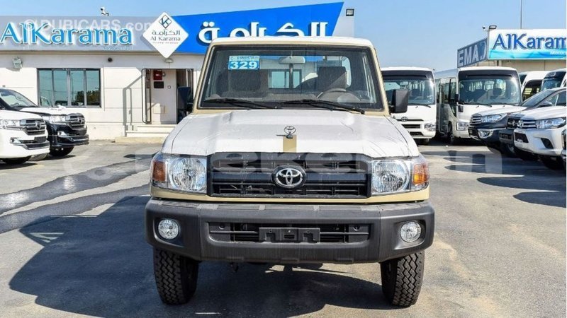 Big with watermark toyota land cruiser aragatsotn import dubai 2486