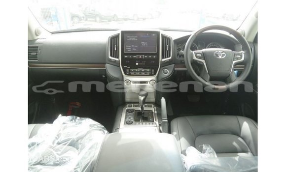 Buy Import Toyota Land Cruiser Black Car in Import - Dubai in Aragatsotn Buy Import Toyota Land Cruiser Black Car in Import - Dubai in Aragatsotn