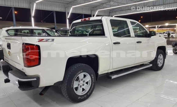 Buy Import Chevrolet Silverado White Car in Import - Dubai in Aragatsotn Buy Import Chevrolet Silverado White Car in Import - Dubai in Aragatsotn