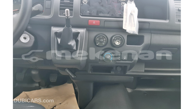 Big with watermark toyota hiace aragatsotn import dubai 2497