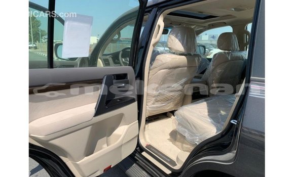 Buy Import Toyota Land Cruiser Black Car in Import - Dubai in Aragatsotn Buy Import Toyota Land Cruiser Black Car in Import - Dubai in Aragatsotn