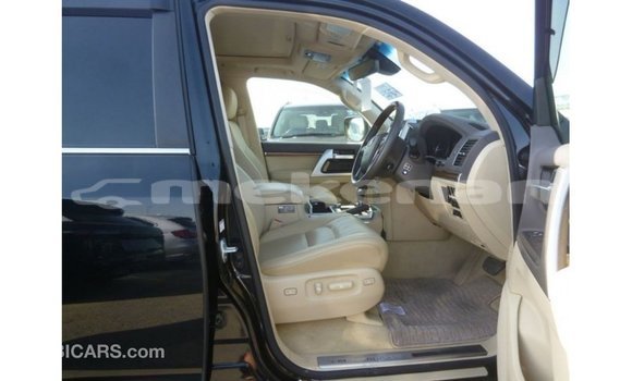 Buy Import Toyota Land Cruiser Black Car in Import - Dubai in Aragatsotn Buy Import Toyota Land Cruiser Black Car in Import - Dubai in Aragatsotn
