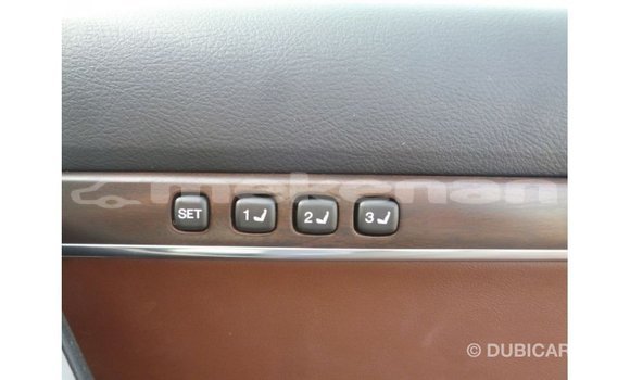 Buy Import Toyota Land Cruiser White Car in Import - Dubai in Aragatsotn Buy Import Toyota Land Cruiser White Car in Import - Dubai in Aragatsotn