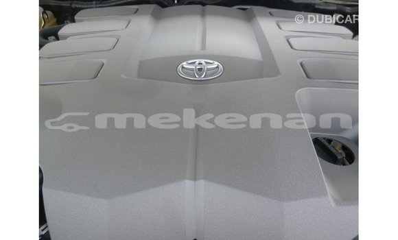 Buy Import Toyota Land Cruiser White Car in Import - Dubai in Aragatsotn Buy Import Toyota Land Cruiser White Car in Import - Dubai in Aragatsotn