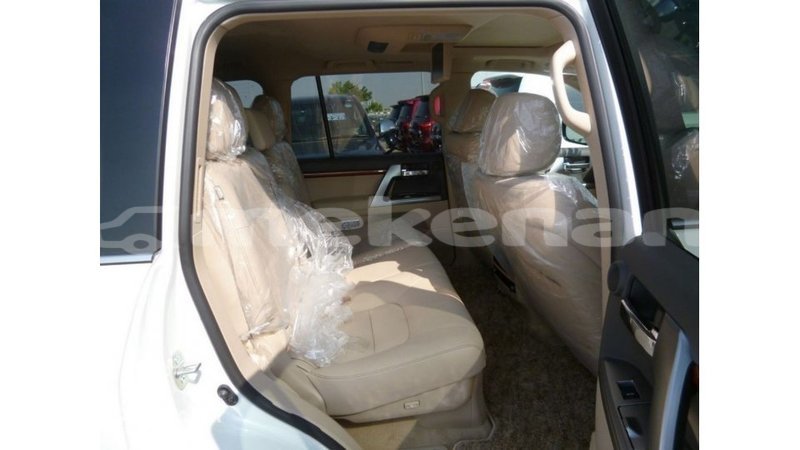 Big with watermark toyota land cruiser aragatsotn import dubai 2508