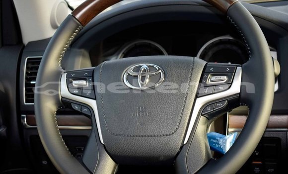 Buy Import Toyota Land Cruiser Black Car in Import - Dubai in Aragatsotn Buy Import Toyota Land Cruiser Black Car in Import - Dubai in Aragatsotn