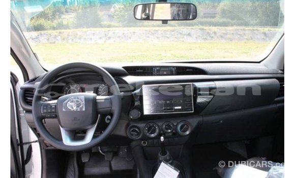 Buy Import Toyota Hilux White Car in Import - Dubai in Aragatsotn Buy Import Toyota Hilux White Car in Import - Dubai in Aragatsotn