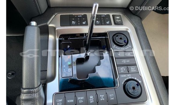 Buy Import Toyota Land Cruiser Black Car in Import - Dubai in Aragatsotn Buy Import Toyota Land Cruiser Black Car in Import - Dubai in Aragatsotn