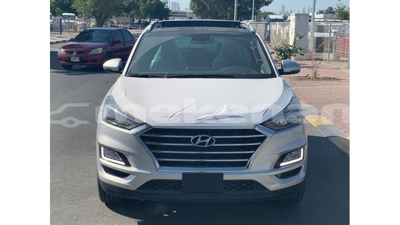 Big with watermark hyundai tucson aragatsotn import dubai 2523
