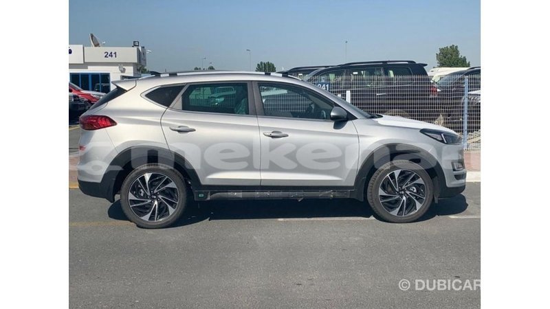 Big with watermark hyundai tucson aragatsotn import dubai 2523
