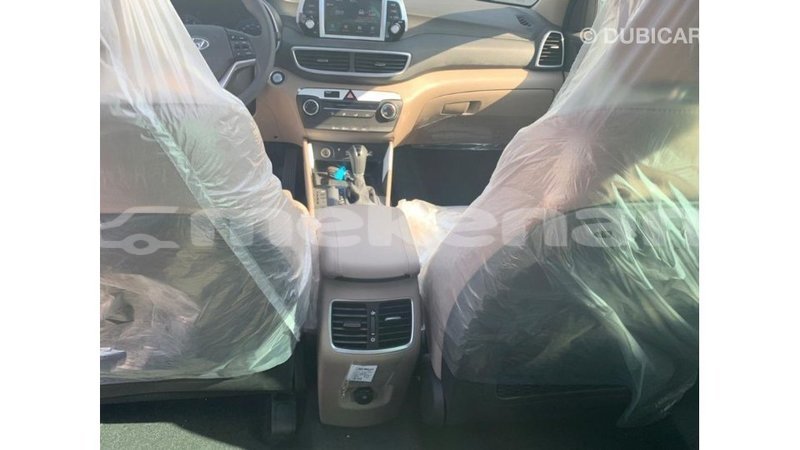 Big with watermark hyundai tucson aragatsotn import dubai 2523